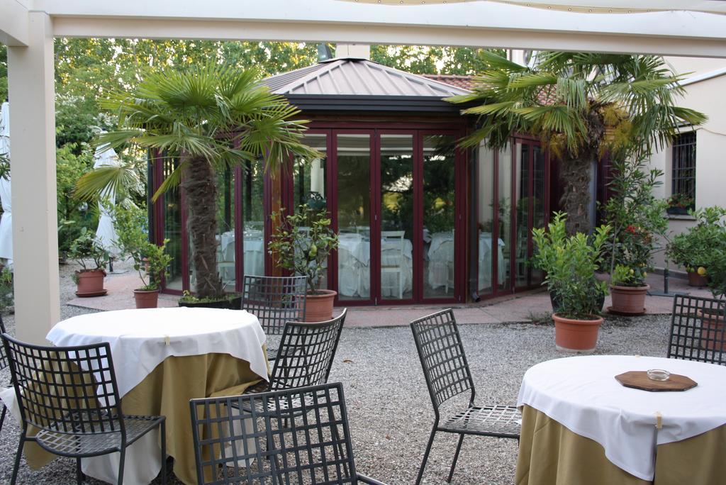 Villa Belfiore Ostellato Екстериор снимка