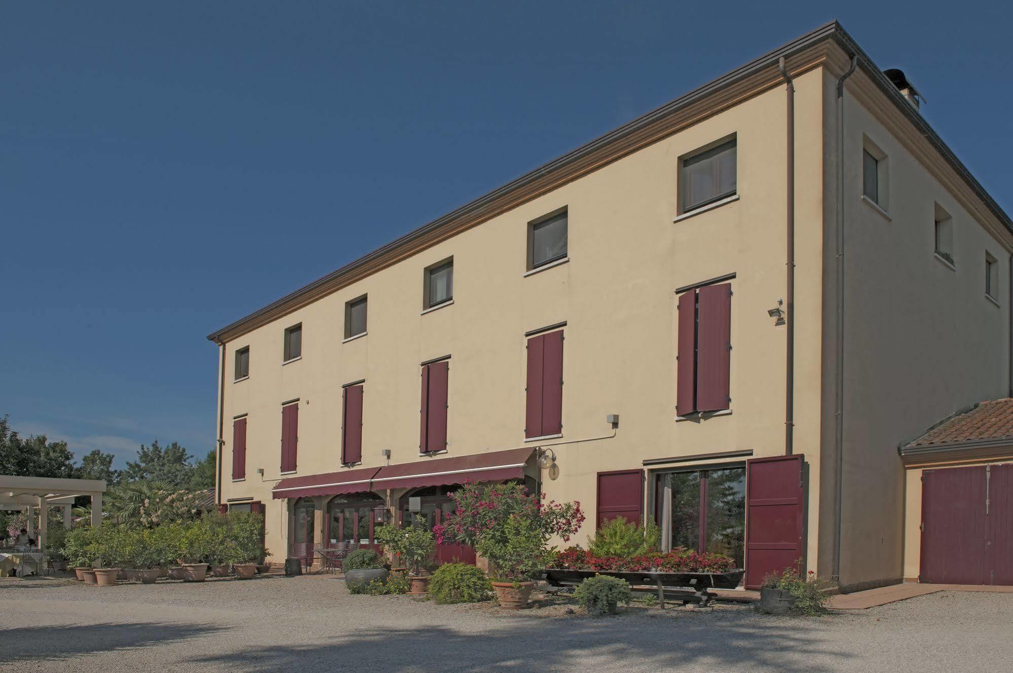 Villa Belfiore Ostellato Екстериор снимка